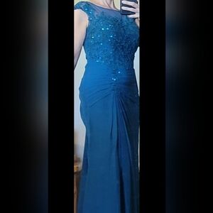 Size 8 Chiffon Gown NWT